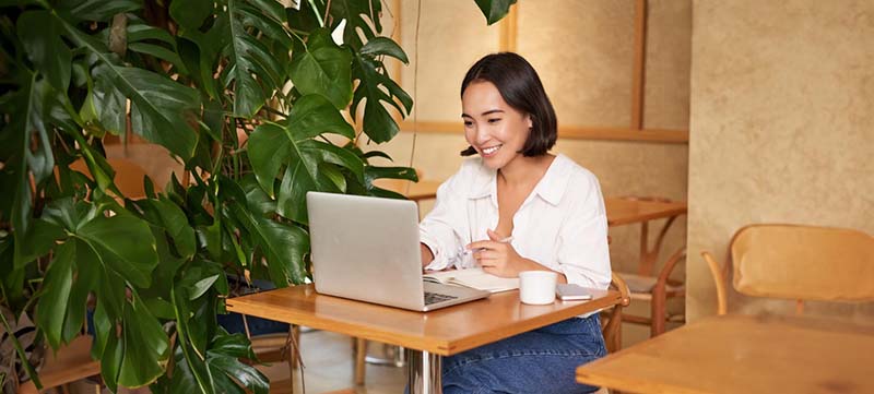 Freelance Copywriter là những người sáng tạo nội dung làm việc tự do