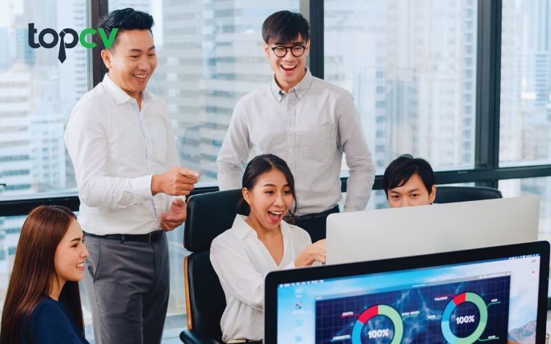 Outsourcing staff có thể giúp doanh nghiệp giảm tải công việc