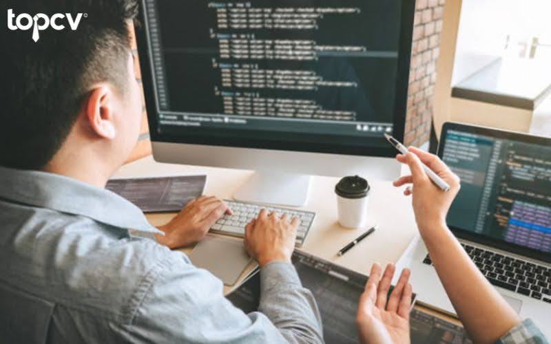 Python có mã nguồn mở, miễn phí