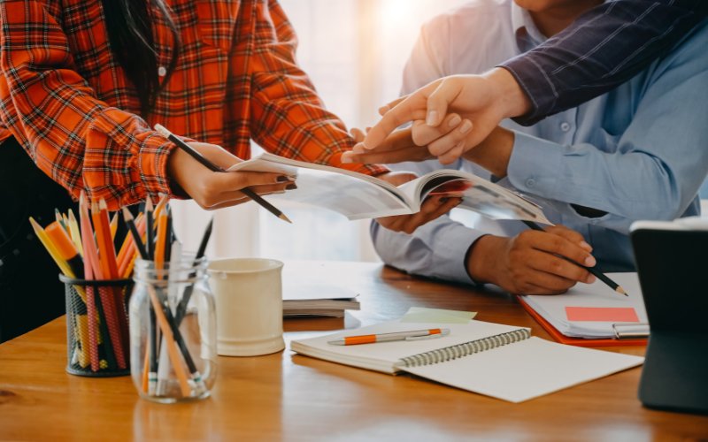 BTV Xuất bản là một nghề đòi hỏi sự kiên nhẫn, tỉ mỉ và đam mê với sách