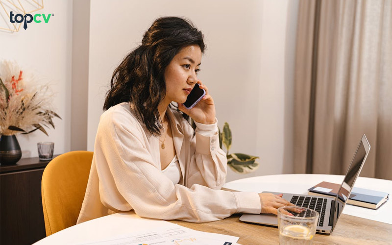 Gọi điện tìm kiếm khách hàng tiềm năng
