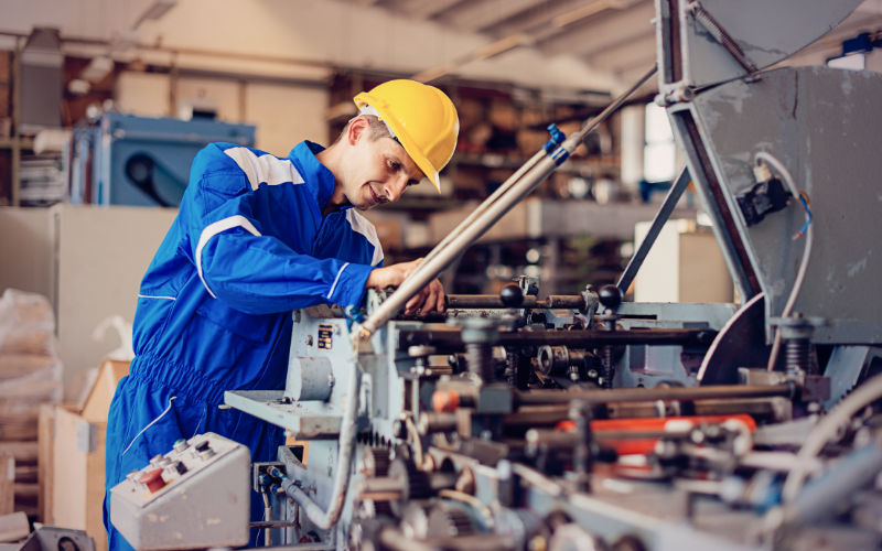 Kinh nghiệm làm việc là thông tin quan trọng trong CV Kỹ sư cơ khí