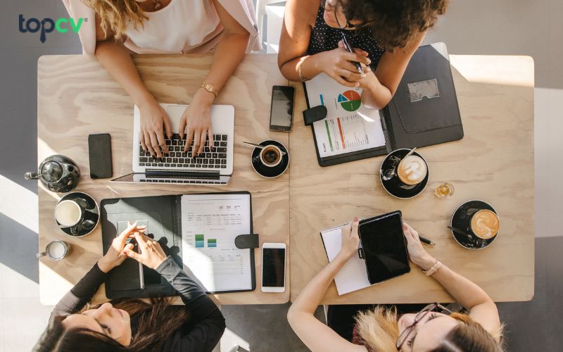 Khả năng làm việc nhóm rất cần thiết với vị trí chăm sóc khách hàng