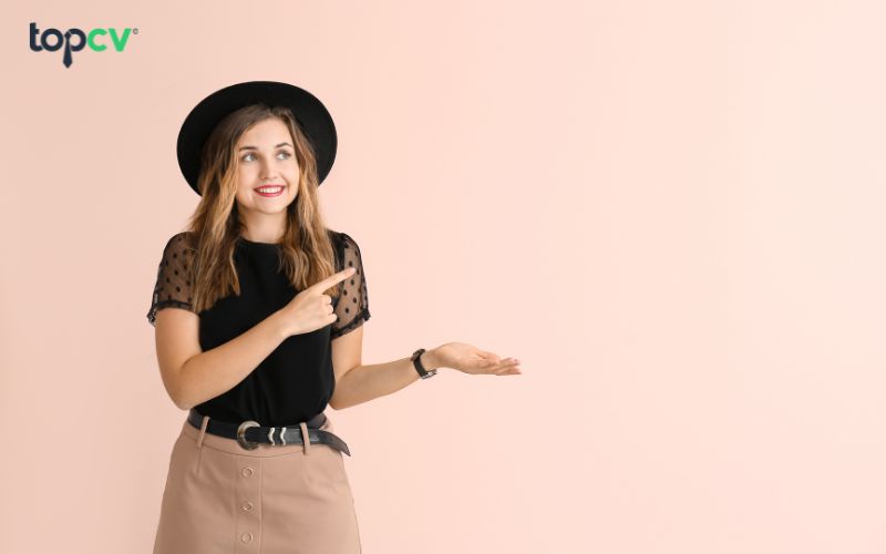 Khi khách hàng muốn mua sản phẩm đã hết, chăm sóc khách hàng có thể gợi ý họ mua sản phẩm tương tự