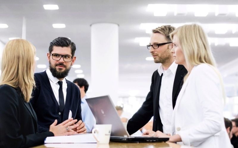 Chuyên viên là gì? Một số vị trí chuyên viên có mức lương hấp dẫn nhất