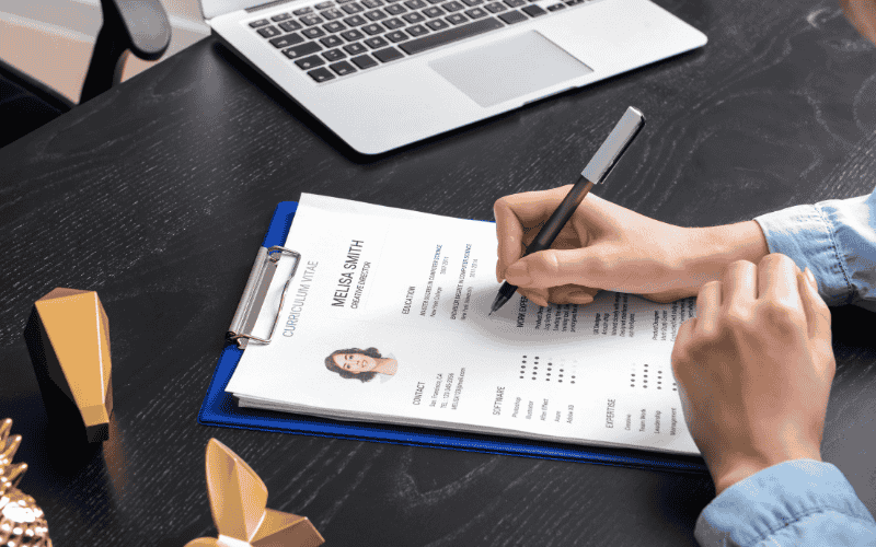 Phần Thông tin cá nhân giống như một tấm danh thiếp