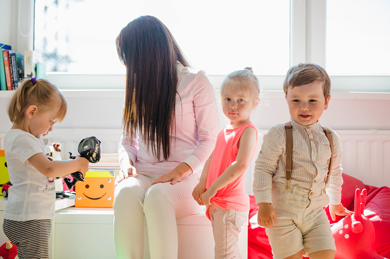 Mặc dù Giáo viên mầm non là một nghề đầy ý nghĩa nhưng công cũng đi kèm với nhiều khó khăn và thách thức
