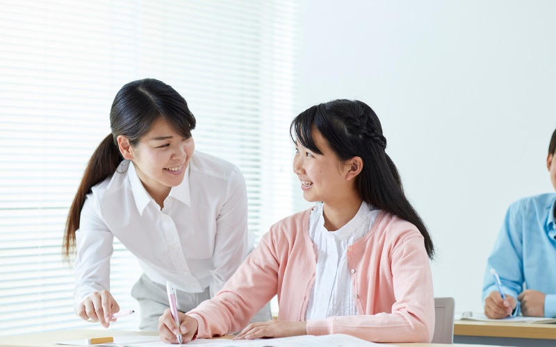Giáo viên tiểu học cần đáp ứng các tiêu chuẩn nhất định về phẩm chất và năng lực nghề nghiệp