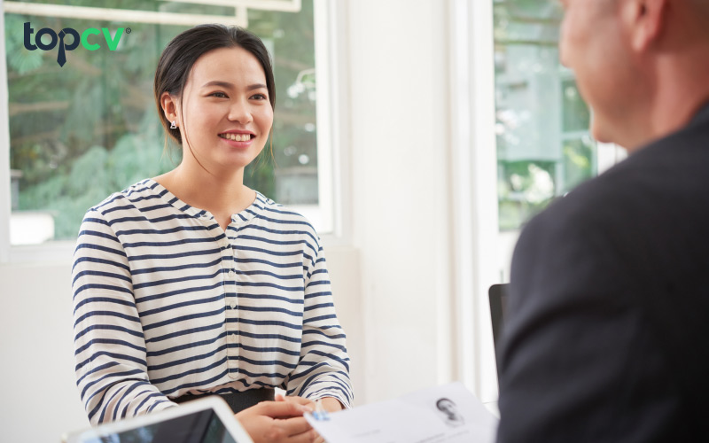 Cùng TopCV tìm hiểu các tips giúp giới thiệu bản thân trong CV ấn tượng nhất