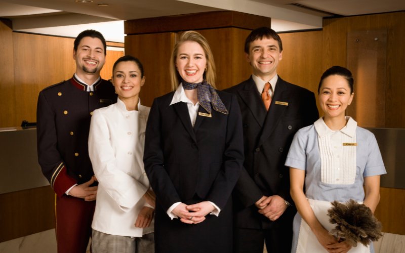 Quản lý khách sạn và nhà hàng là nhóm ngành nghề phổ biến của Hospitality