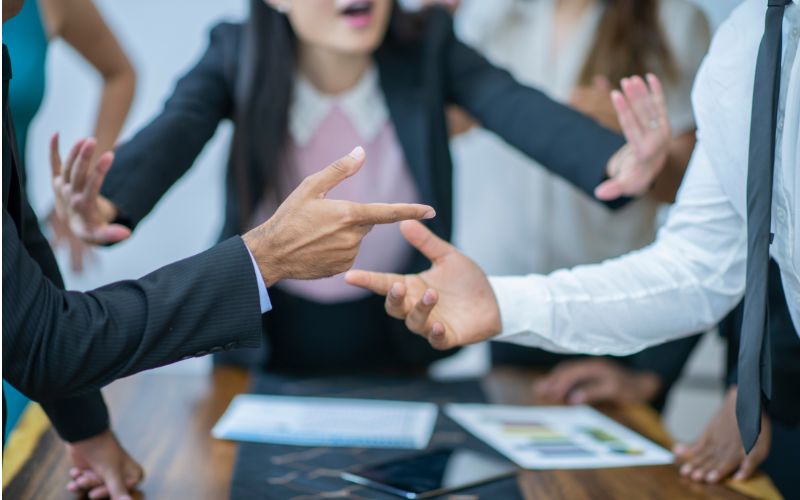 Câu hỏi về giải quyết bất đồng với Hiring Manager