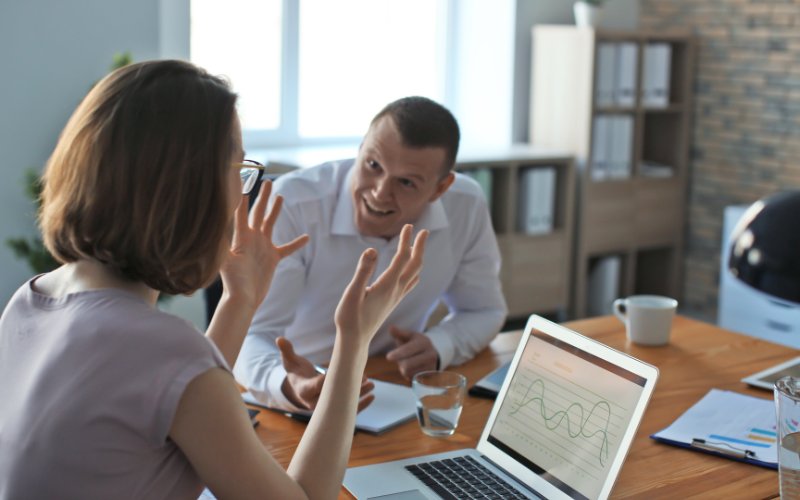 Mức lương của vị trí Forex Trader thường phụ thuộc vào nhiều yếu tố khác nhau