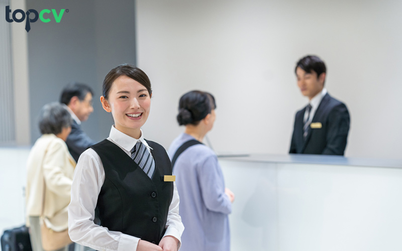 Việc phối hợp với các bộ phận khách trong khách sạn giúp hoàn thành tốt công việc