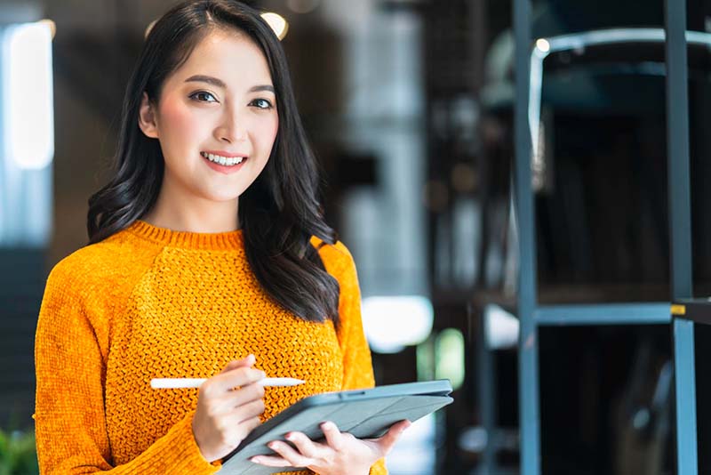 KPI (Key Performance Indicators) là những chỉ số đánh giá hiệu quả công việc của Marketing Executive