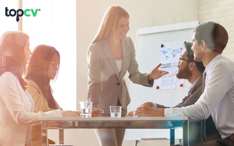 Trưởng phòng Marketing xây dựng, triển khai và chịu trách nhiệm về hiệu quả của toàn bộ chiến lược Marketing