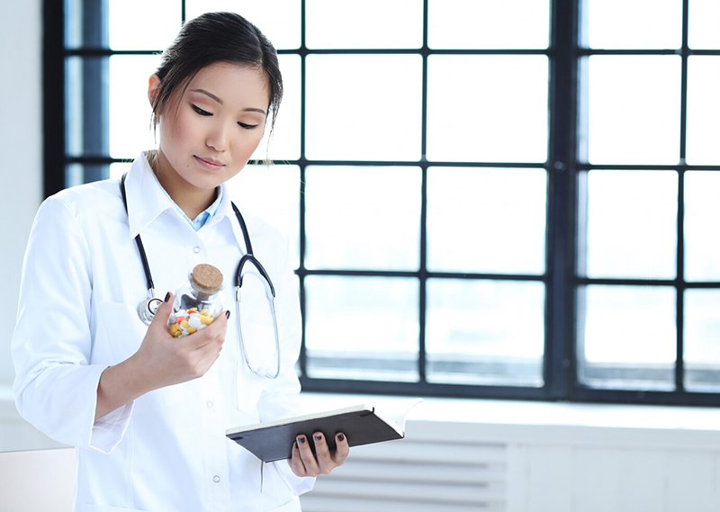 Nghiên cứu viên thử nghiệm lâm sàng là vị trí quan trọng trong các công ty Dược