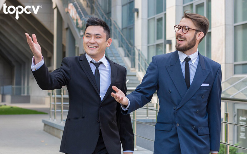 Chuyên viên Tư vấn đầu tư quốc tế đưa ra lời khuyên cho doanh nghiệp khi đầu tư một hạng mục mới