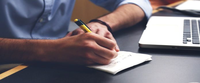 Viết "ngày có thể bắt đầu làm việc" trong cv ghi điểm với nhà tuyển dụng