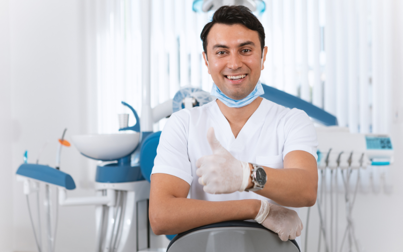 Mức lương của Nha sĩ phụ thuộc vào nhiều yếu tố khác nhau