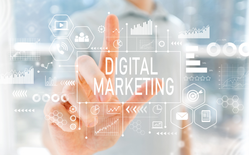 Nhân viên Google Ads cần cập nhật xu hướng thị trường, Digital Marketing thường xuyên