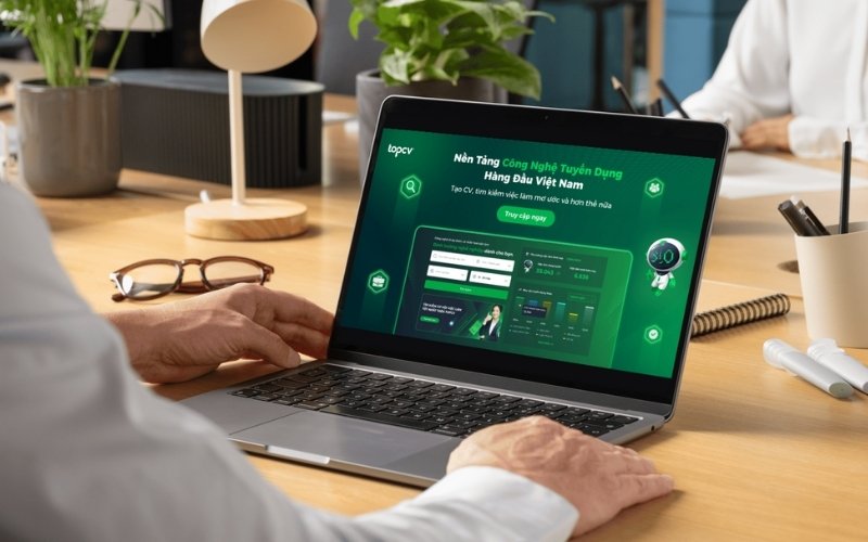 Tìm việc làm Nhân viên Kinh doanh dịch vụ viễn thông ngay tại TopCV