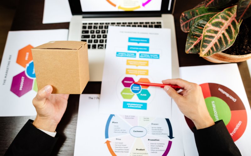 Sales MT cần có kiến thức vững chắc về sản phẩm, dịch vụ của doanh nghiệp