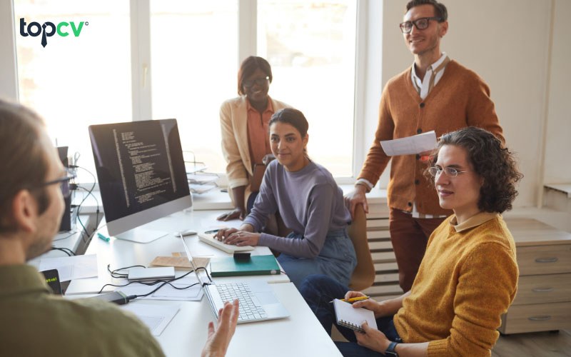 Trưởng phòng kinh doanh là một vị trí thăng tiến của Software Sales