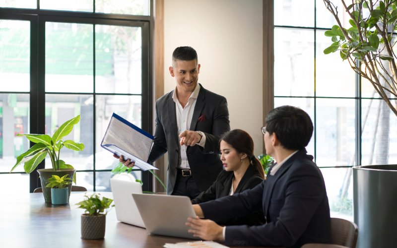 Vị trí Sales thiết bị điện thường không yêu cầu về trình độ học vấn