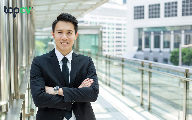 Nhân viên kinh doanh tiếng Trung là gì? Làm gì? Lương có cao không?