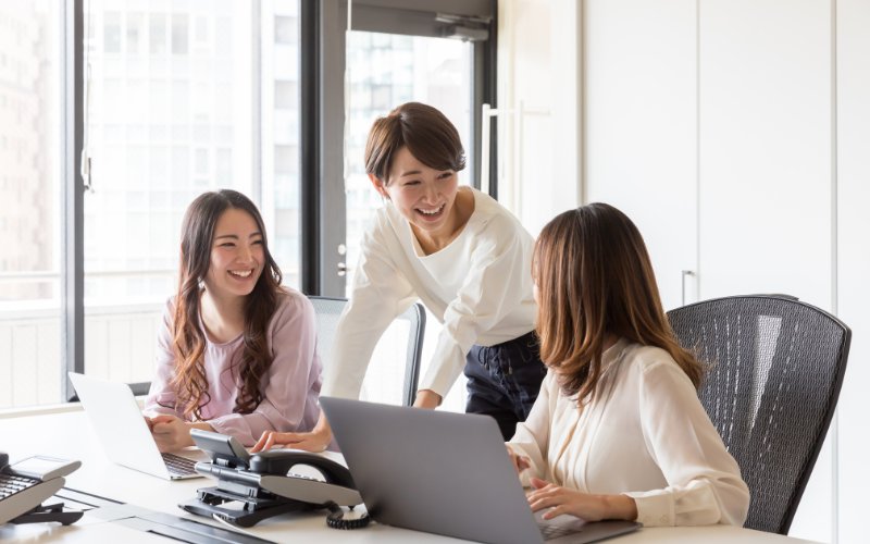 Nhân viên Content Marketing sẽ tạo ra nội dung hấp dẫn để thu hút khách hàng