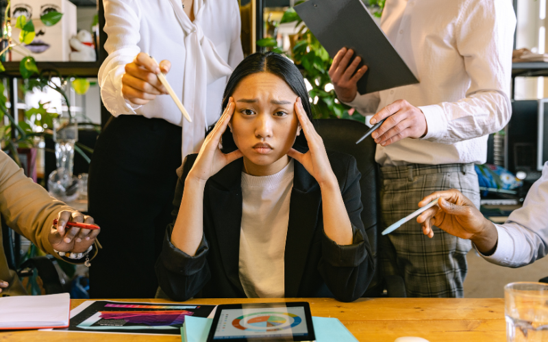 Khả năng chịu áp lực là một kỹ năng cần thiết đối với PR Specialist
