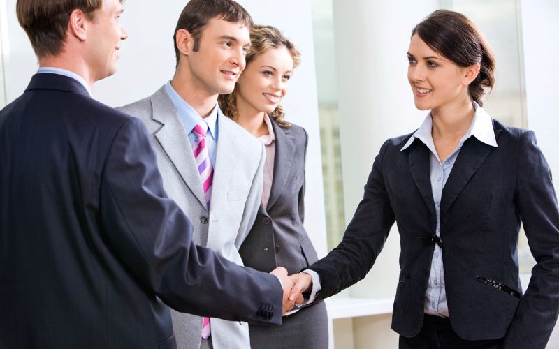 Giám đốc kinh doanh vùng đảm nhiệm hiệu suất kinh doanh ở một khu vực được giao phó