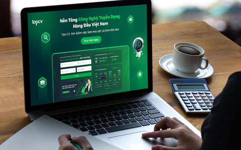 Tìm việc làm Social Media Marketing ngay tại TopCV