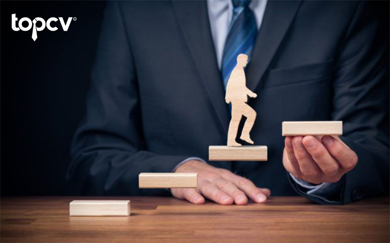 Trình độ chính trị là gì? Cách viết trình độ chính trị trong sơ yếu lý lịch