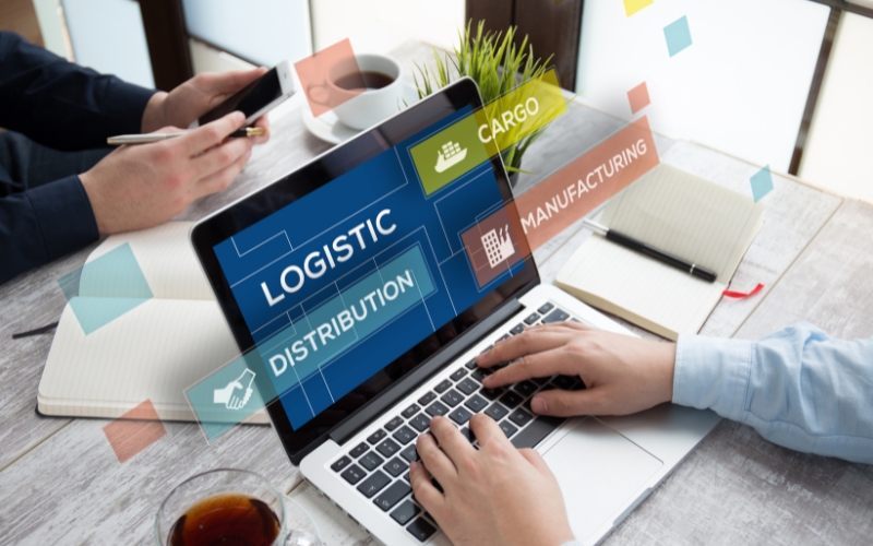 Nhà tuyển dụng thường yêu cầu ứng viên cho vị trí Logistics manager có ít nhất 2 - 3 năm kinh nghiệm ở vị trí tương đương