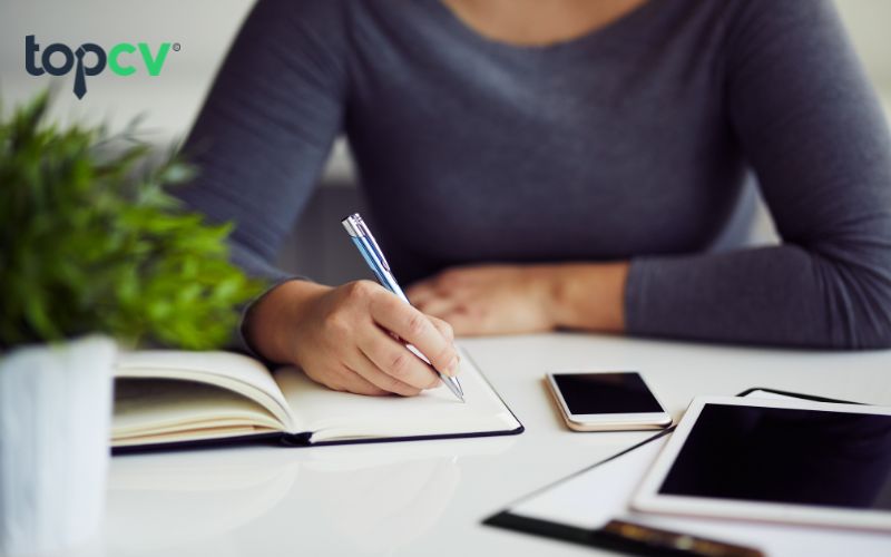 Viết nhật ký là một cách tốt để áp dụng stoicism