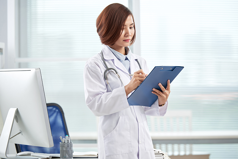 Nhân viên y tế cần nắm vững kỹ năng chuyên môn