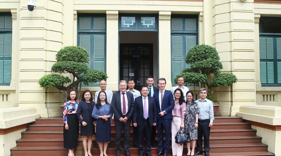 Hình ảnh Manpower Vietnam 4