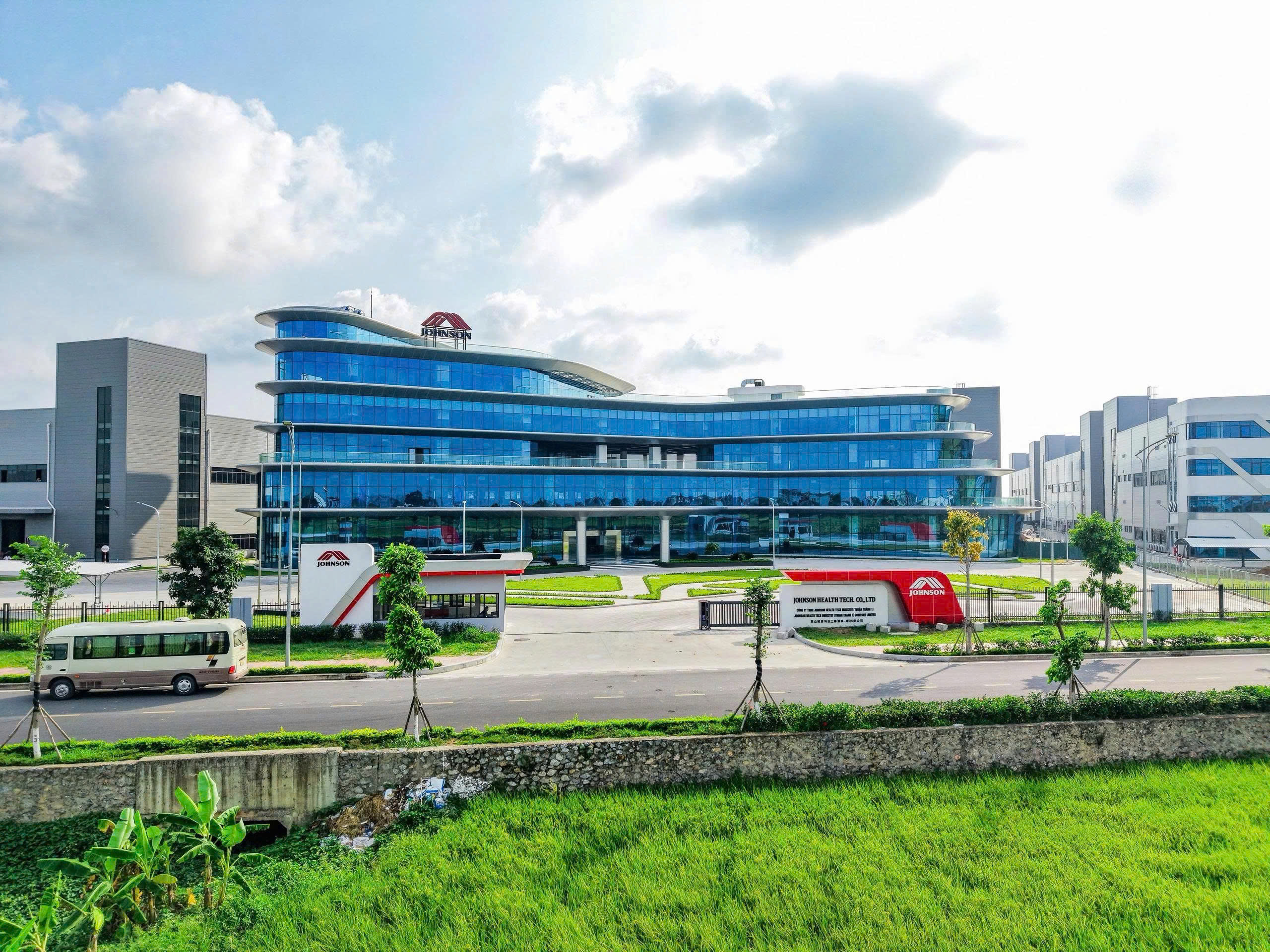 Hình ảnh CÔNG TY TNHH JOHNSON HEALTH TECH INDUSTRY (THUẬN THÀNH 1) 1