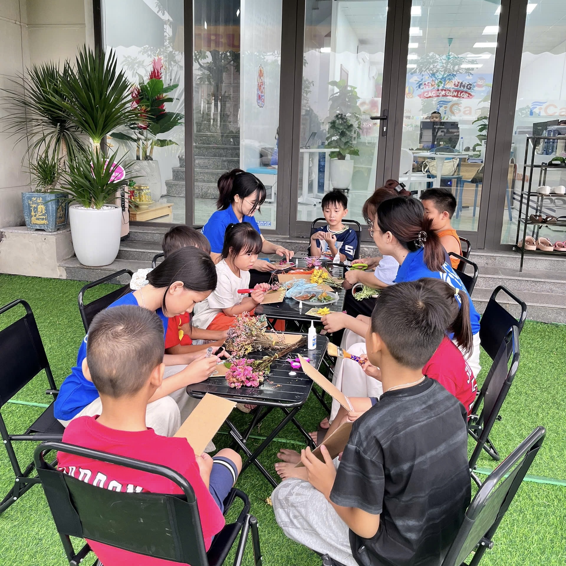 Hình ảnh CÔNG TY CỔ PHẦN ĐẦU TƯ VÀ PHÁT TRIỂN GIÁO DỤC DƯƠNG MAI 2