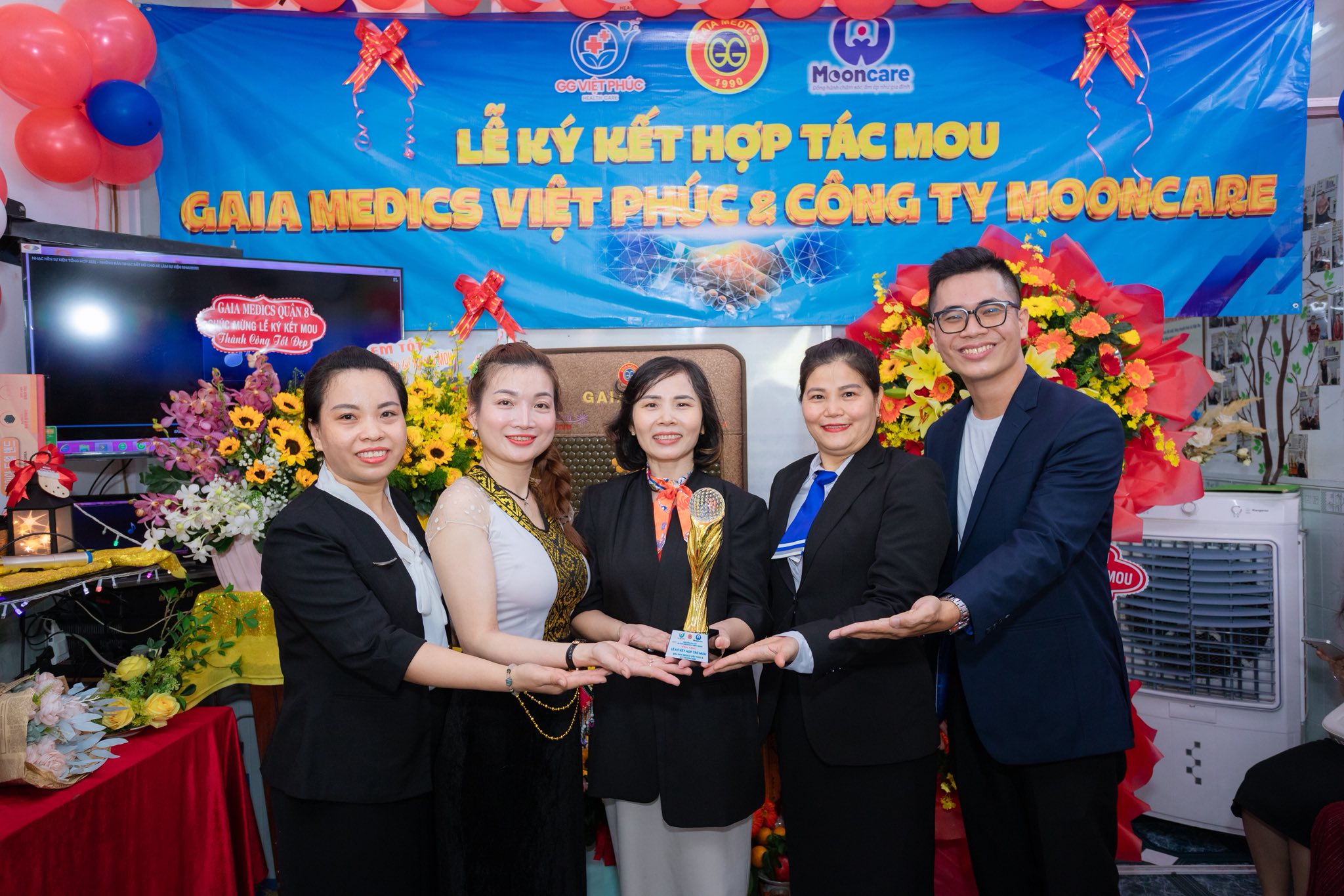 Hình ảnh VIỆT PHÚC 1