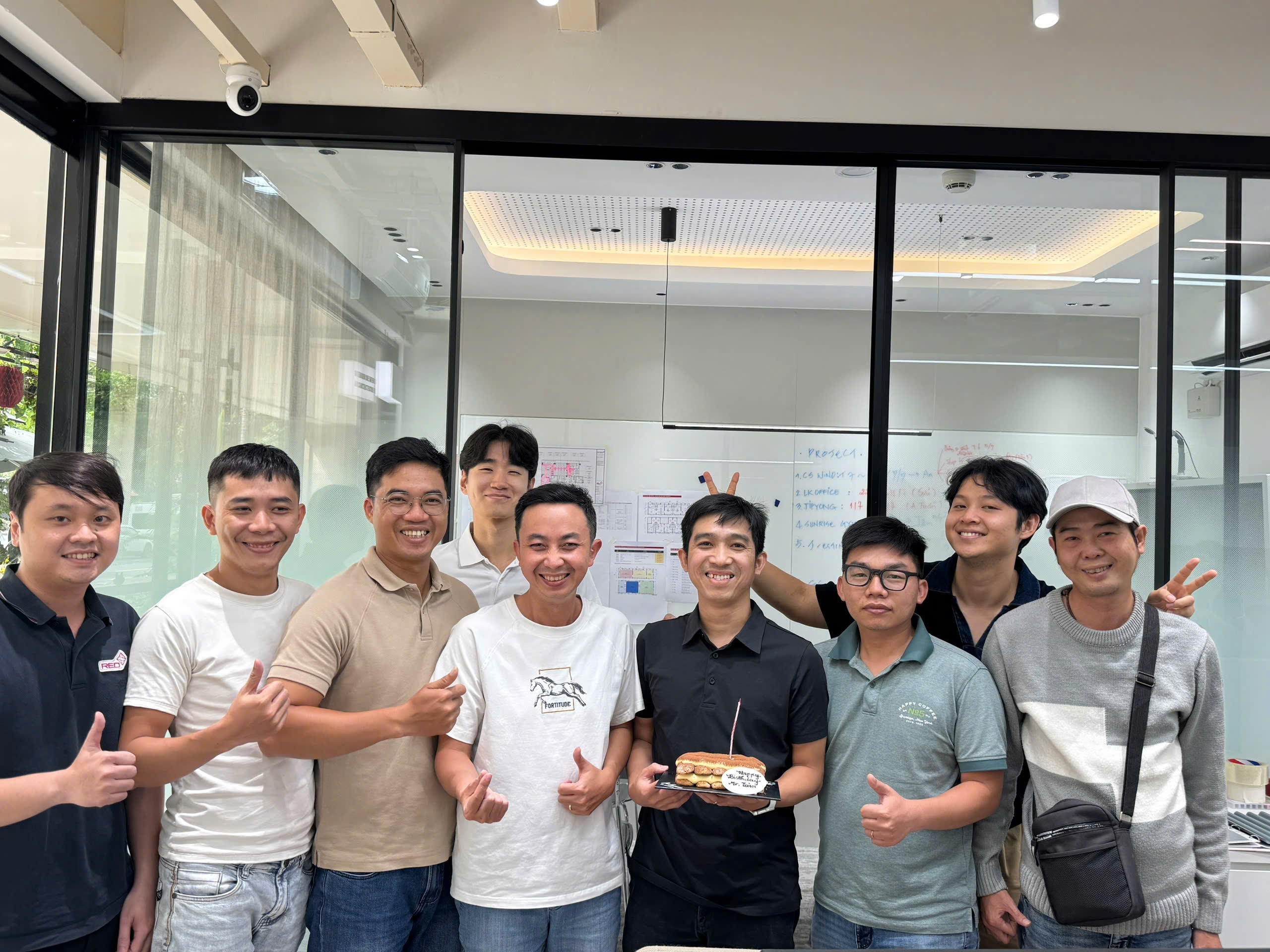 Hình ảnh CÔNG TY TNHH MỘT THÀNH VIÊN MÀU ĐỎ 1