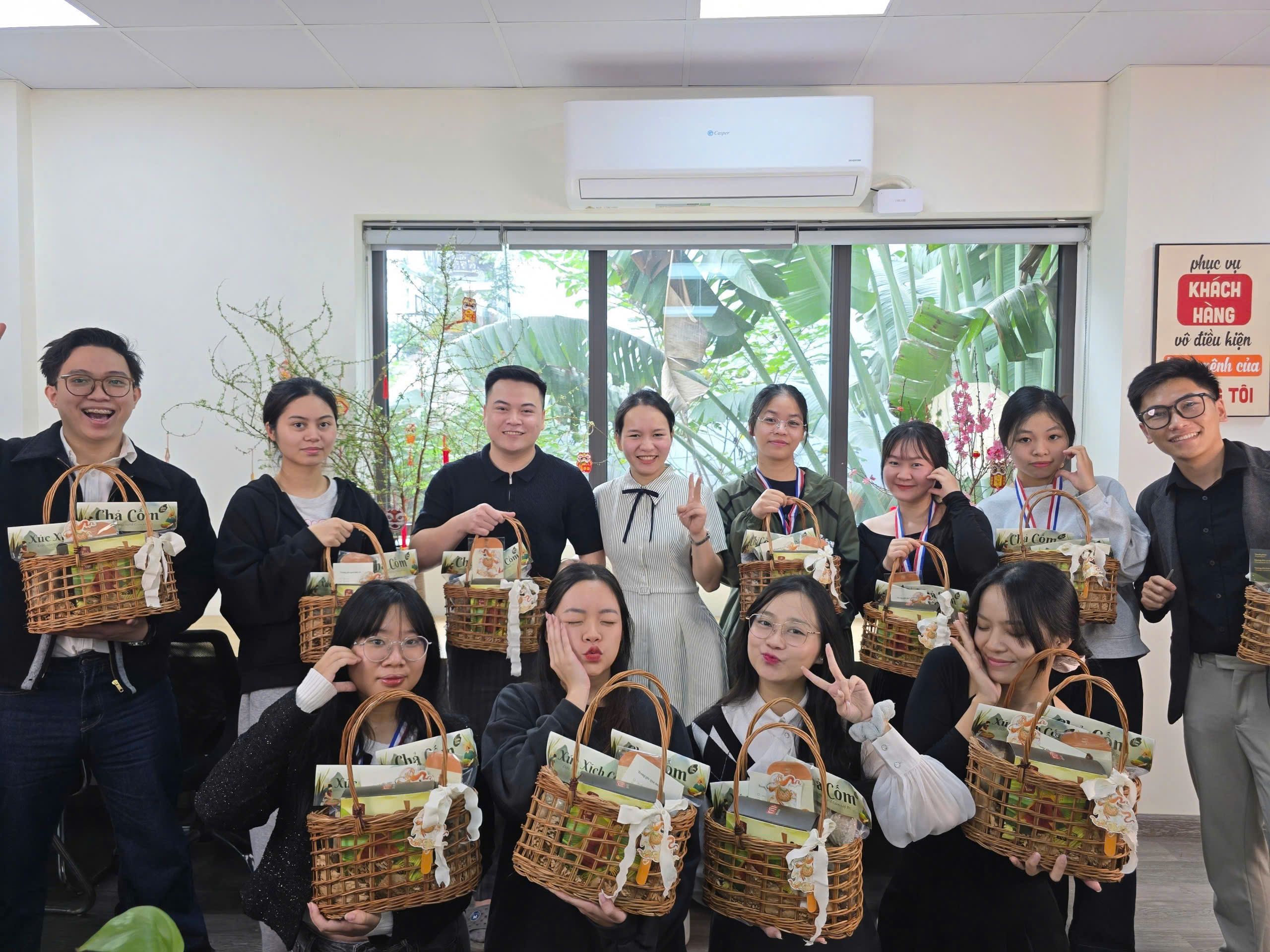 Hình ảnh CÔNG TY TNHH KÍNH MẮT T.A.V 1