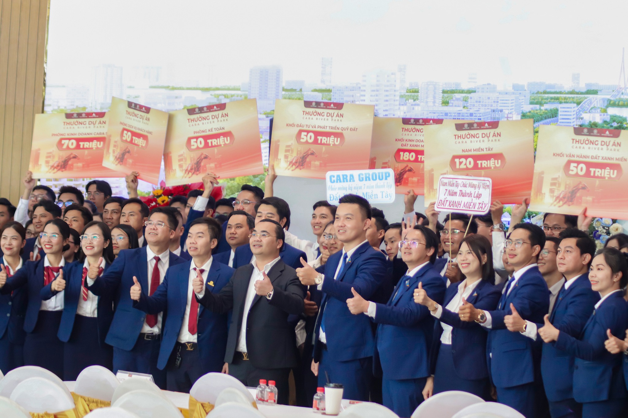 Hình ảnh CÔNG TY CỔ PHẦN DỊCH VỤ ĐẤT XANH MIỀN TÂY 1