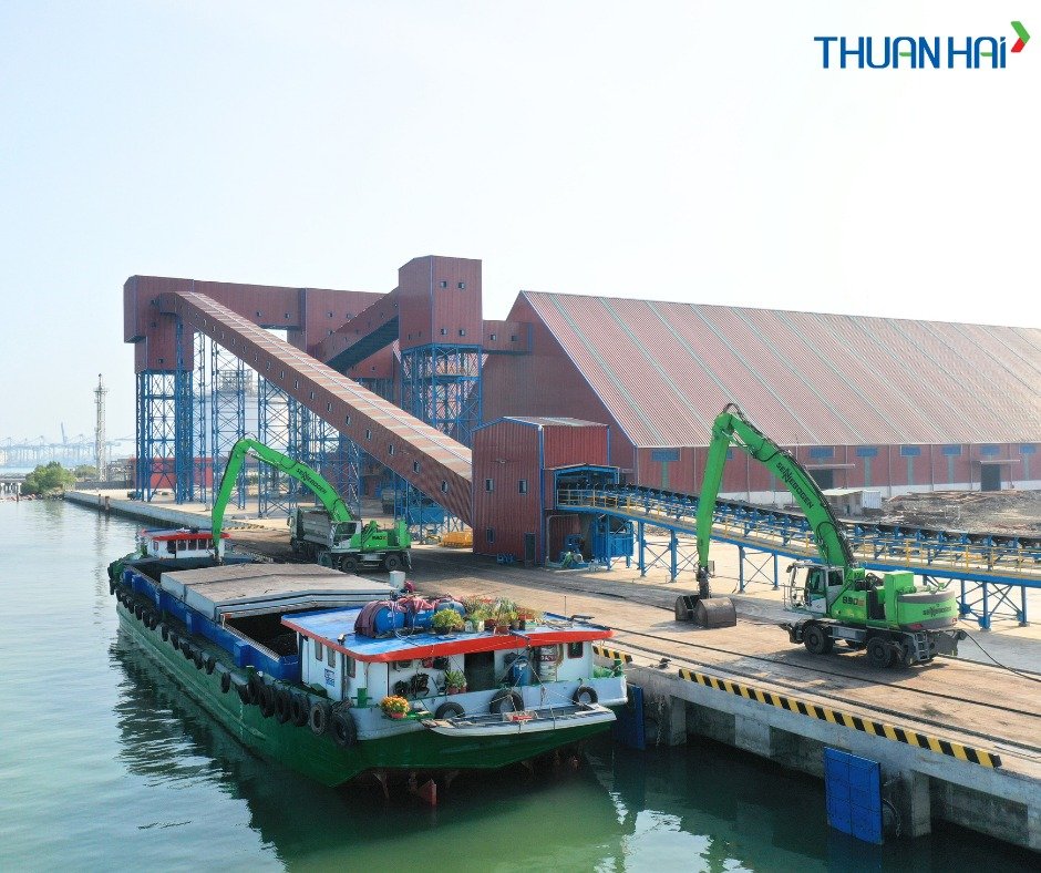 Hình ảnh CÔNG TY CỔ PHẦN CẢNG TỔNG HỢP CÁI MÉP 4