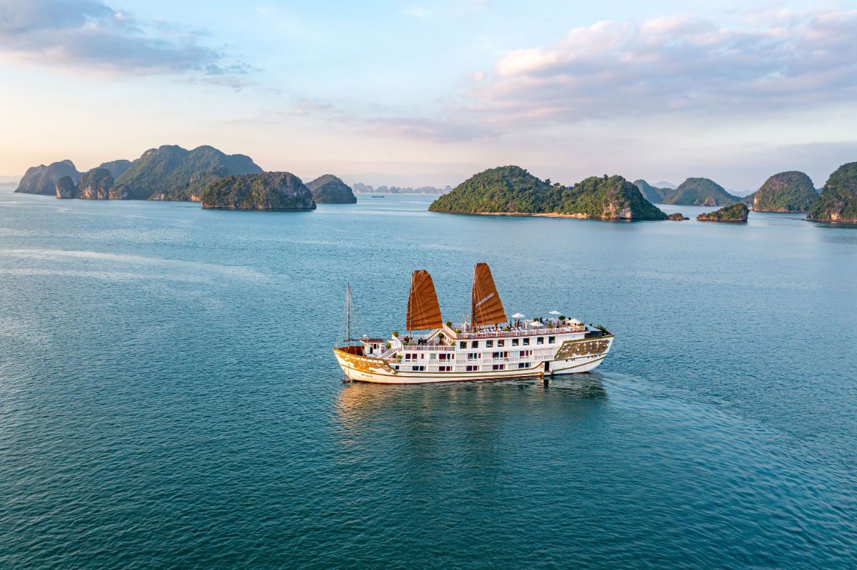 Hình ảnh CÔNG TY TNHH INDOCHINA CRUISE HẠ LONG 1