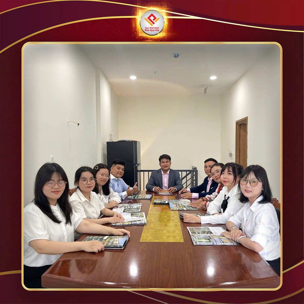 Hình ảnh CÔNG TY CỔ PHẦN VẠN PHÚ GROUP 1