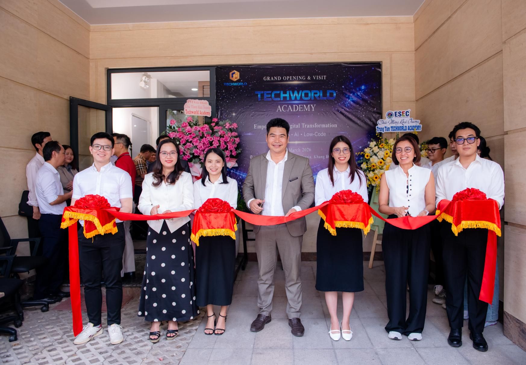 Hình ảnh CHI NHÁNH GIẢI PHÁP CÔNG NGHỆ TECHWORLD VIỆT NAM - CÔNG TY TNHH GIẢI PHÁP CÔNG NGHỆ TECHWORLD 2