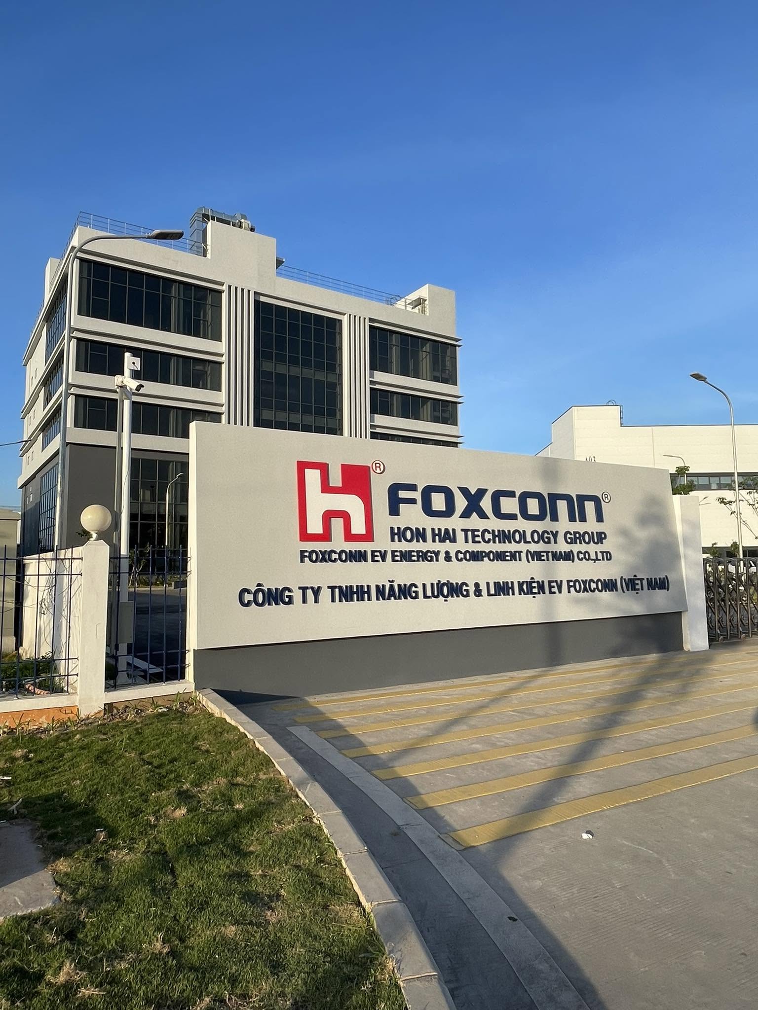 Hình ảnh CÔNG TY TNHH NĂNG LƯỢNG & LINH KIỆN EV FOXCONN (VIỆT NAM) 4