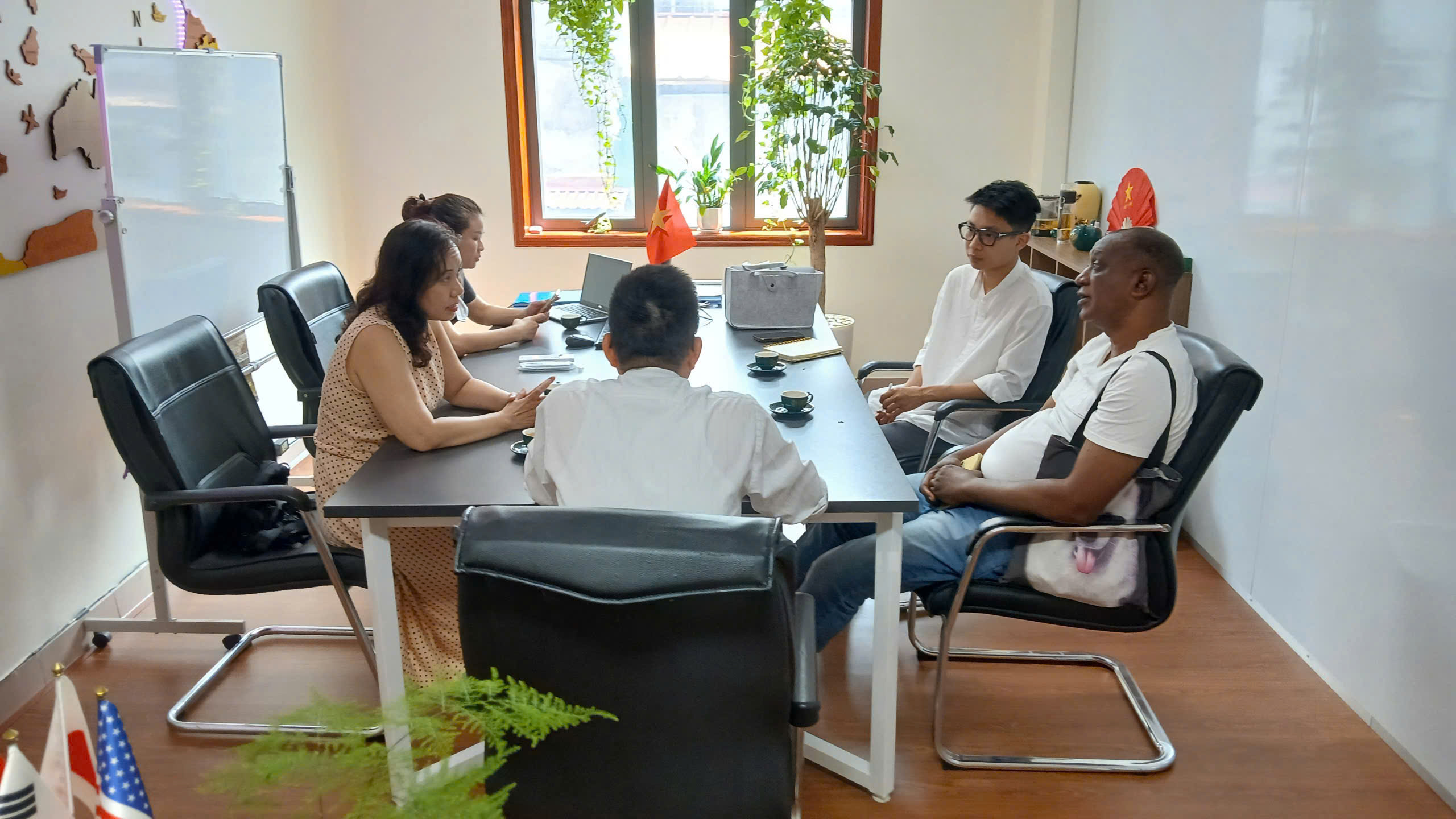 Hình ảnh CÔNG TY CỔ PHẦN ĐẦU TƯ THƯƠNG MẠI VINASEM VIỆT NAM 2